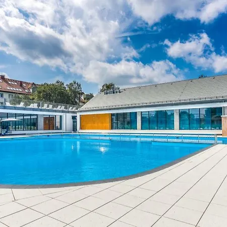 Familijne- Os Feniks Apartamento Kołobrzeg