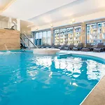 Familijne- Os Feniks Apartament *